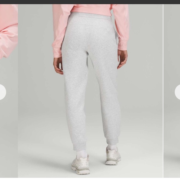 Lululemon Light Gray Scuba Jogger 7/8 Length-Minor Flaw - Picture 1 of 11